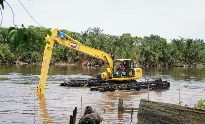 Mengatasi Banjir Pekanbaru Pemprov Riau Melakukan Normalisasi Sungai