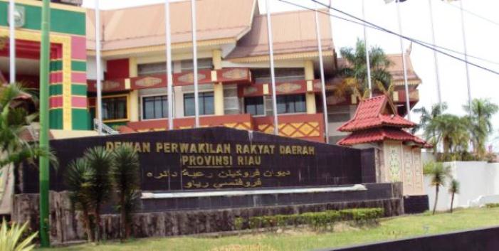 security DPRD Riau