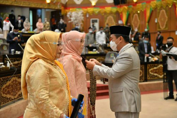 dua anggota DPRD Riau