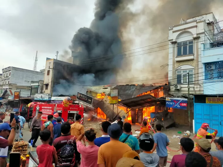kebakaran ruko di rokan hilir
