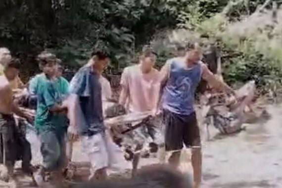Akibat Rem Blong Dua Mahasiswa KKN UNRI Masuk Jurang, Satu Orang Tewas