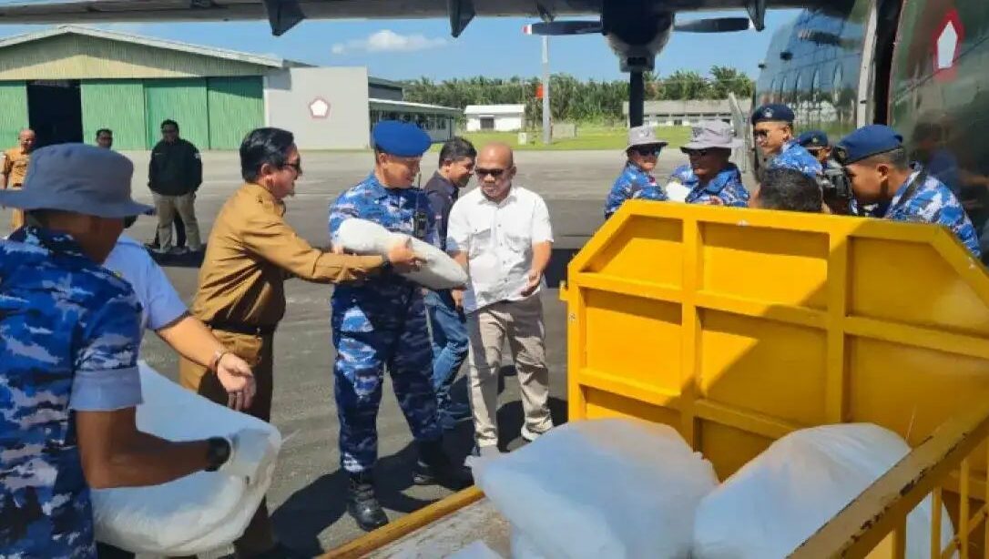 Melalui Modifikasi Cuaca, Berhasil Kendalikan Karhutla di Riau