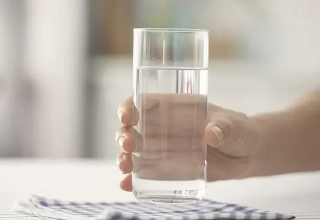 Malas Minum Air Putih? Bahaya Kesehatan yang Mungkin Terjadi