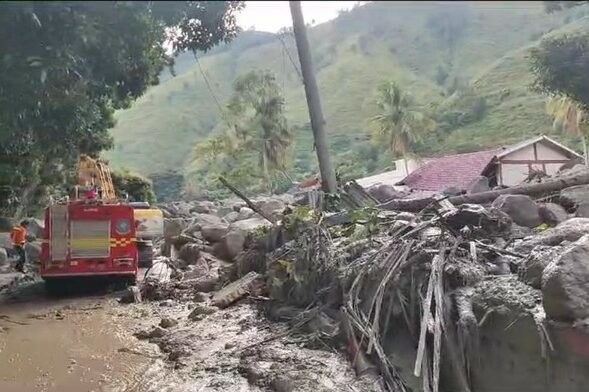 Pemukiman di Humbang Hasundutan Dilanda Banjir Bandang dan Longsor, 12 Warga Dilaporkan Hilang