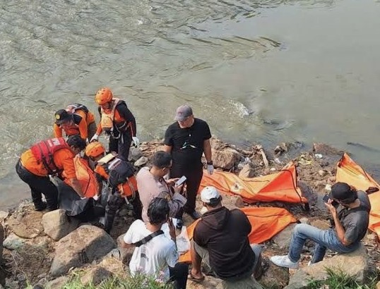 Polisi Ungkap Fakta-Fakta di Balik Penemuan 7 Mayat Mengambang di Kali Bekasi
