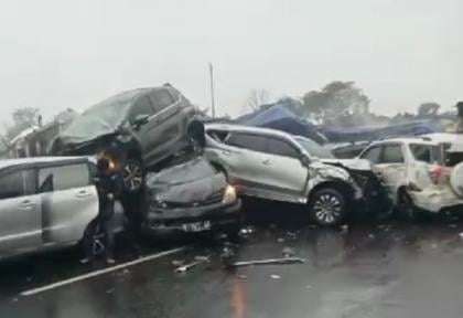 Kecelakaan Beruntun di Km 92 Tol Purbaleunyi, Diduga Akibat Truk Rem Blong